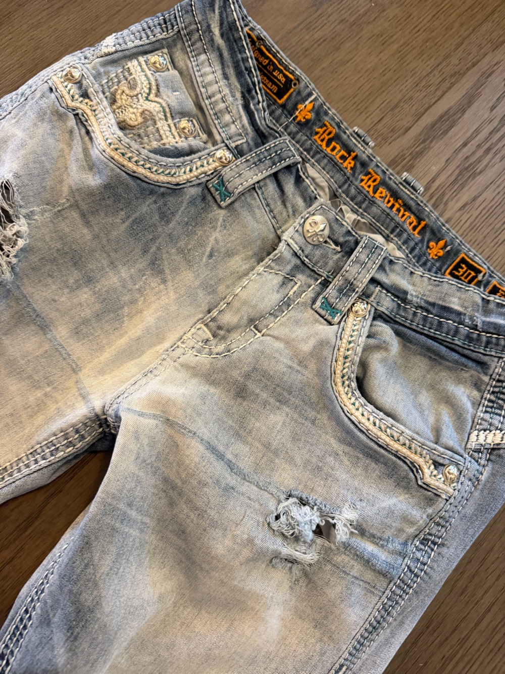Rock Revival distressed Light Blue Embroidered Boot Cut Feeney Jeans 30/29 - Picture 3 of 8